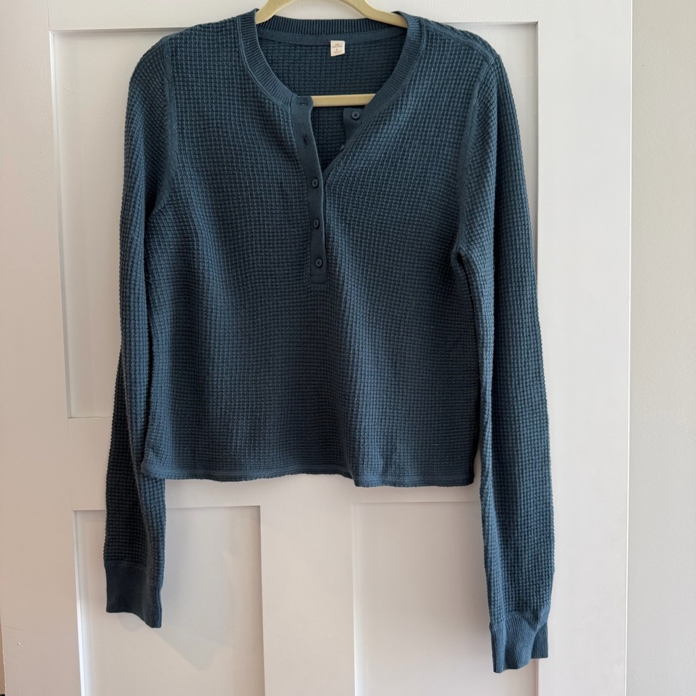 Roark button up Henley size L